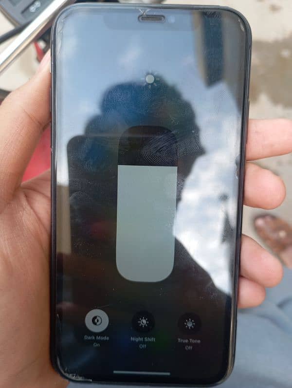 iPhone 11 non pta face id off Baki all ok hy phone # 03010115941 8