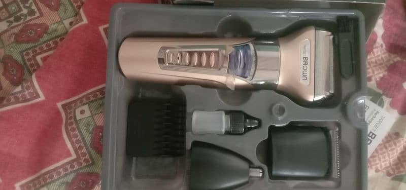 Target brown shaver 1