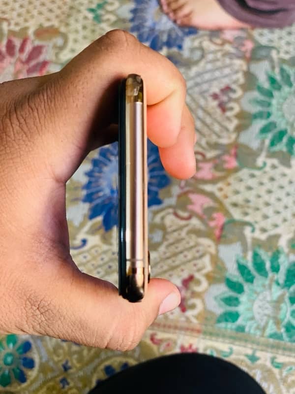 IPhone XS MAX 64GB Non PTA 1