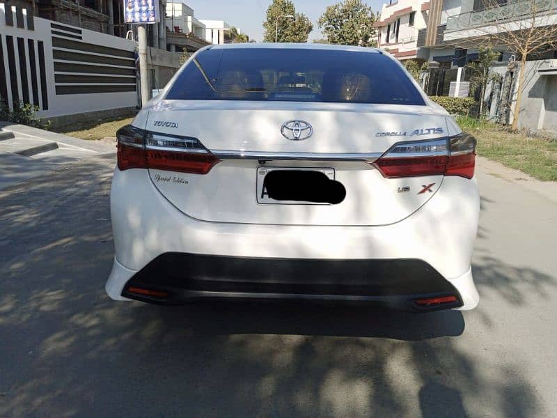 Toyota Corolla Altis 2022 4