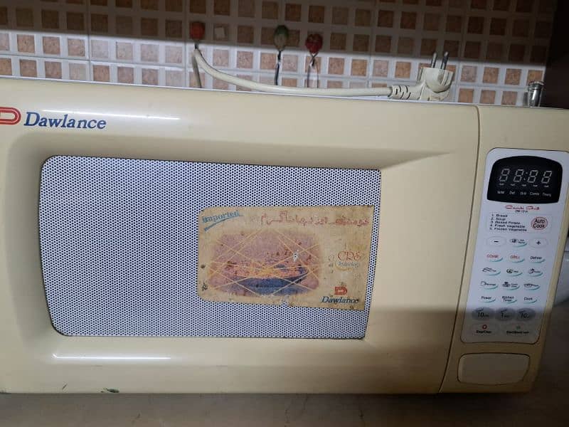 Dawlance Microwave in good condition 0