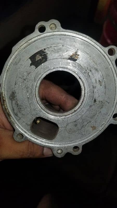 engine suzuki 100 ,alloy rims ,fuel tank, rx 115 shoks 7