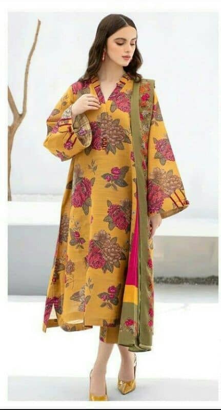 Charming 3 pieces printed suit in yellow Swiss lawm 0