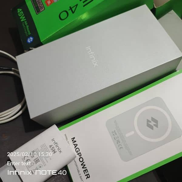 infinix NOTE 40    8+8/256 4
