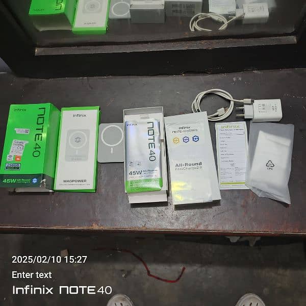 infinix NOTE 40    8+8/256 9
