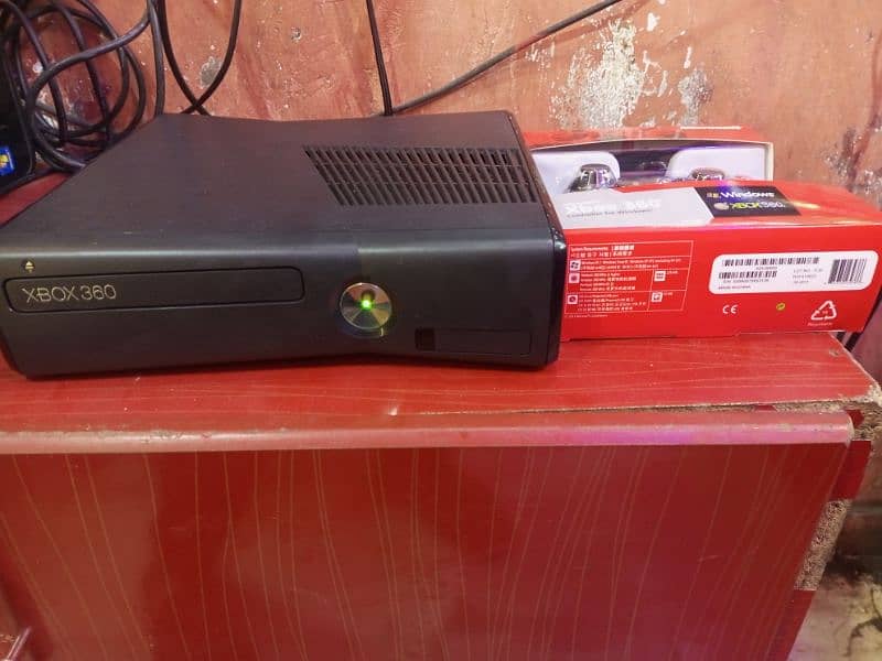 Xbox 360 slim 250gb 50 games installed 1