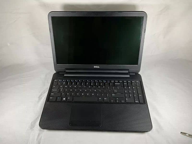 Dell inspiron 15-3521 1