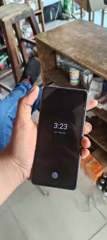 vivo v27e 4