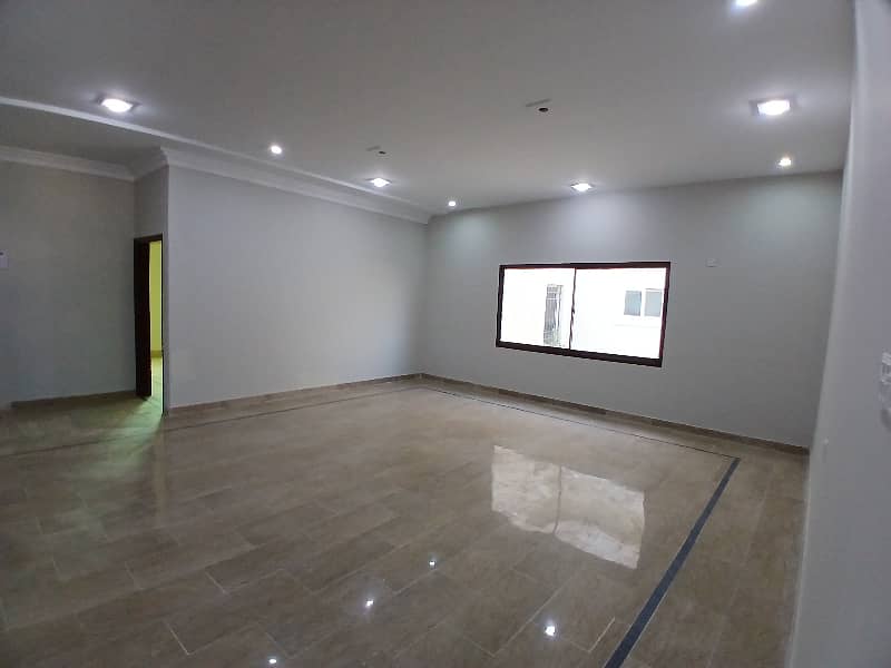 400 SQUARE YARDS 2ND FLOOR PORTION FOR RENT IN JAUHAR FOR SILENT COMMERCIAL 2