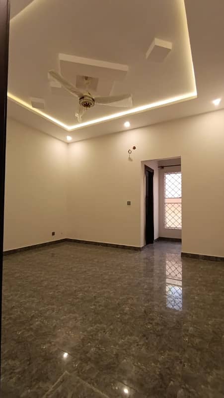 8 MARLA BRAND NEW HOUSE AVAILABLE FOR RENT IN RAFI BLOCK BAHRIA TOWN 7