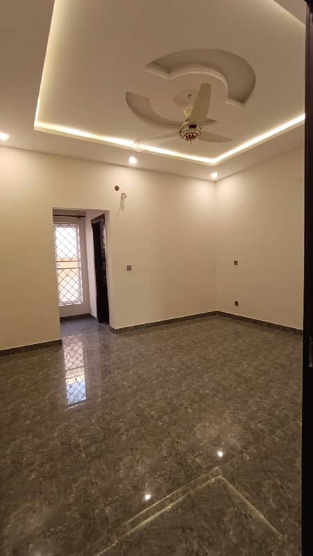 8 MARLA BRAND NEW HOUSE AVAILABLE FOR RENT IN RAFI BLOCK BAHRIA TOWN 10