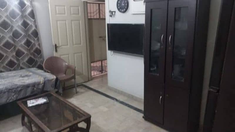 2 Bed dd flat for sale on spacious  block 13 gulistan e jauhar 2