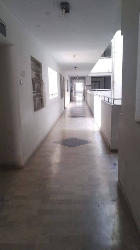 2 Bed dd flat for sale on spacious  block 13 gulistan e jauhar 8