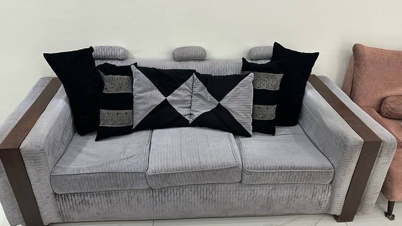 Sofa For sale 3