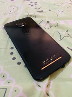 Motorola Moto Z2 Force