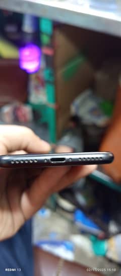 iphone 7 officeal  pTa