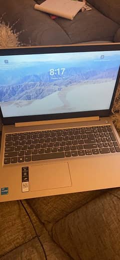 Lenovo 2022 IdeaPad 3 15.6" HD Touch, i3-1115G4, 8GB RAM, 256GB SSD