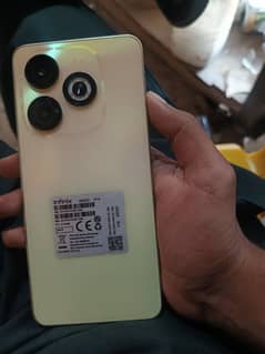 Infinix Smart 8 lush 10/10 condition box charger in warranty