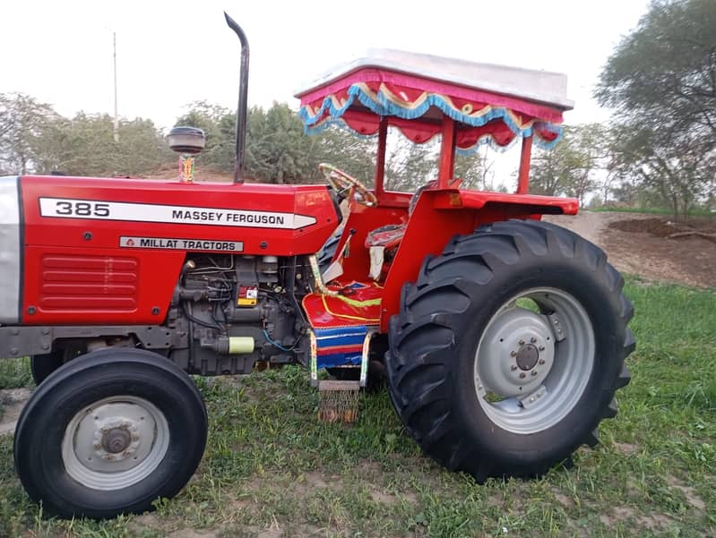 Massey Ferguson 385 Model 2017 1