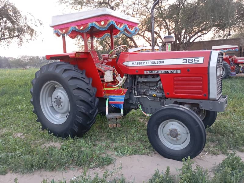 Massey Ferguson 385 Model 2017 4