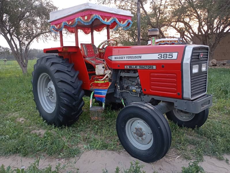 Massey Ferguson 385 Model 2017 6