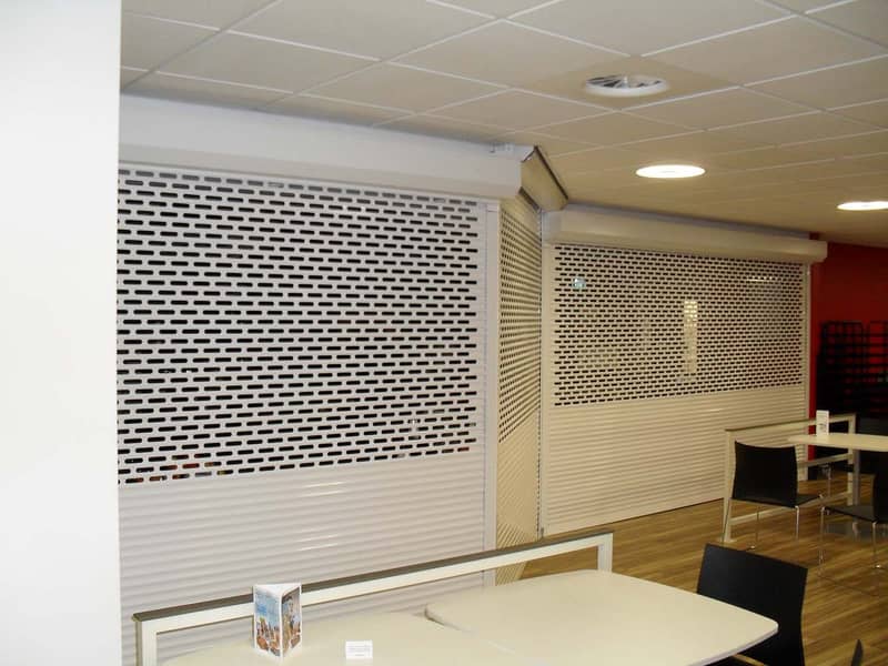 Motorised / Automatic Rolling Shutter Doors In Auminium, PVC, Gi 2