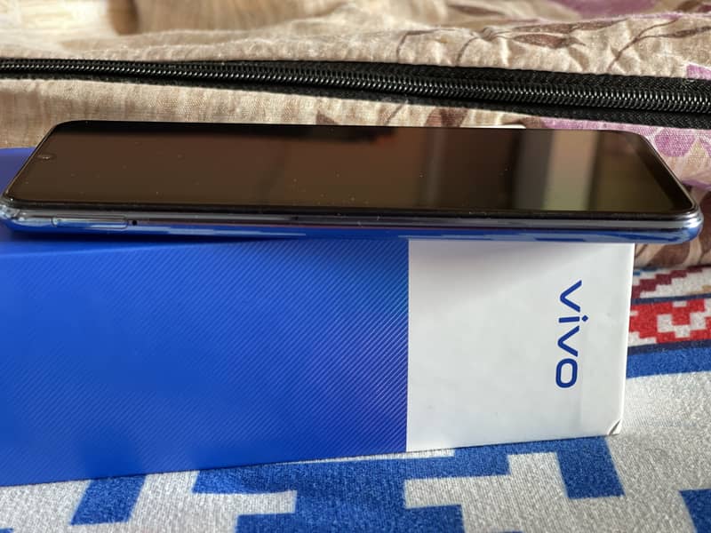 Vivo y73 for sell in mint condition just like new 3