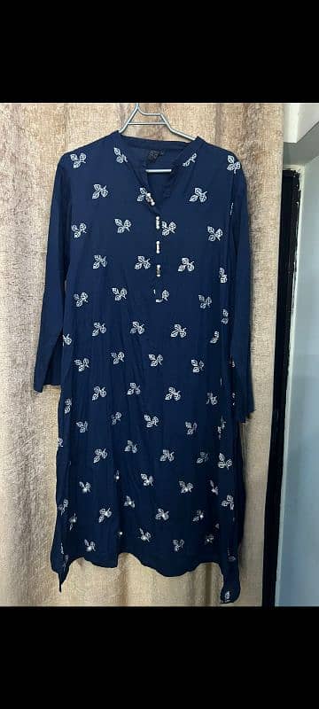 branded kurtis  ( M ) Size 17