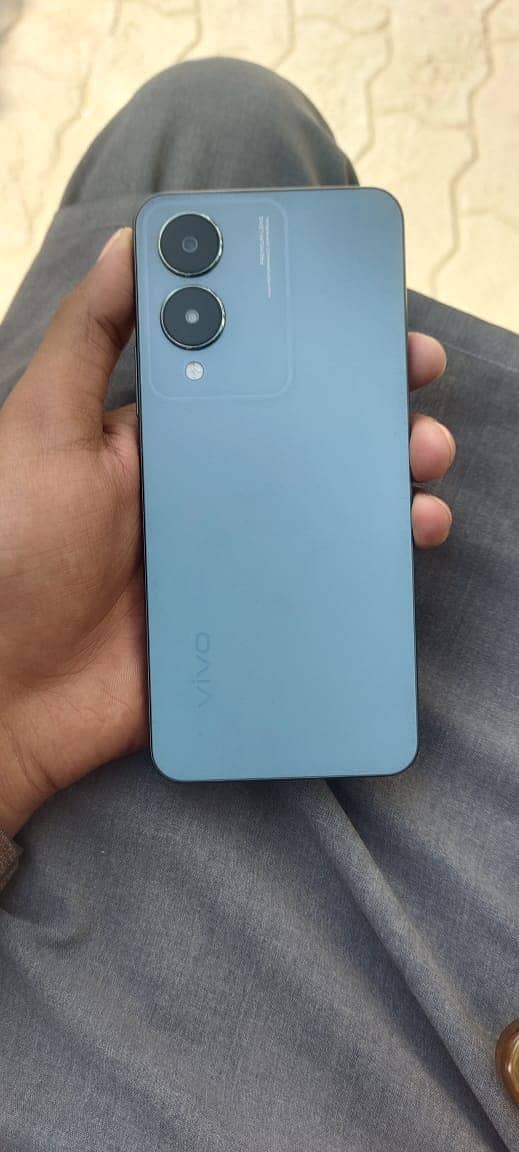 Vivo y17s new condition 0