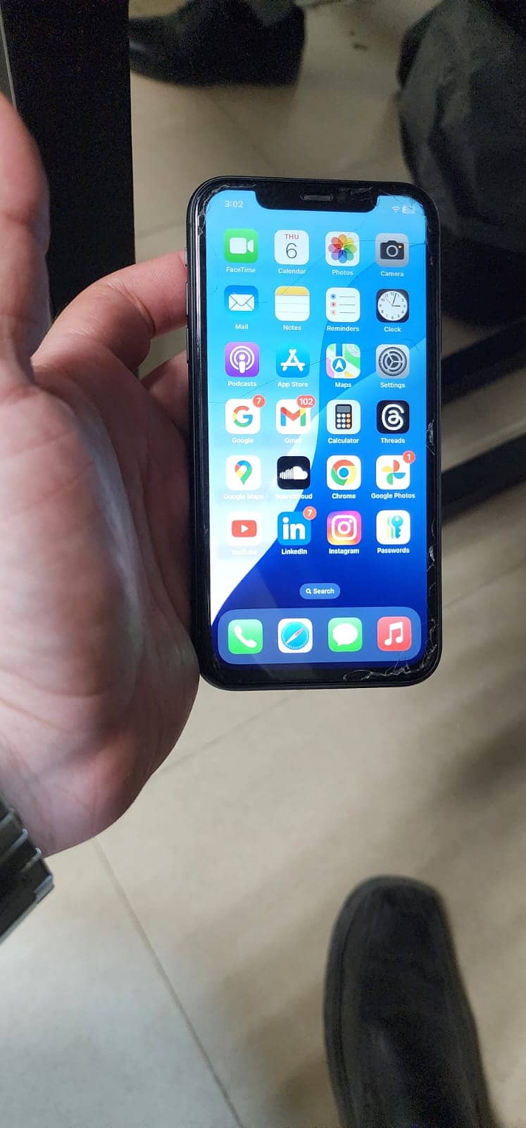 Apple iPhone 11 7