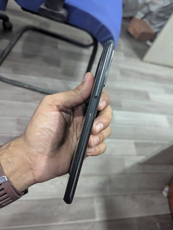 Realme 9i with box n charger 3