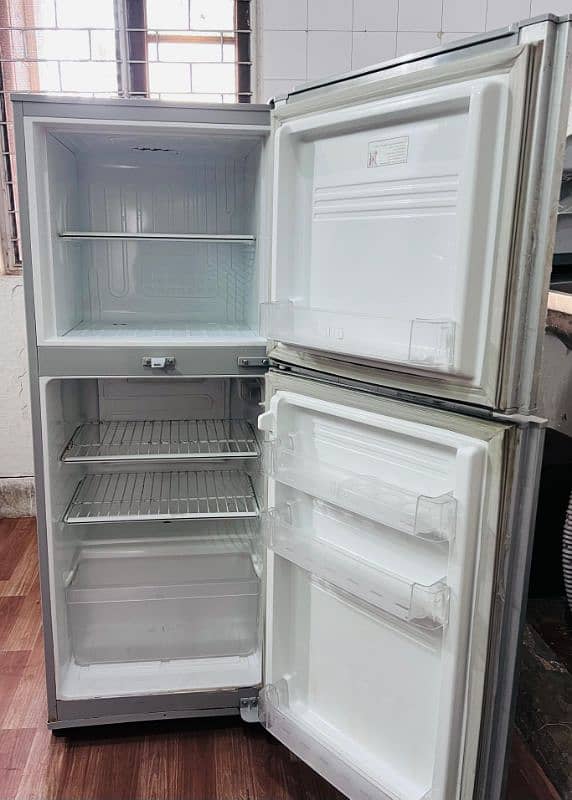 PEL Refrigerator Medium Size 1