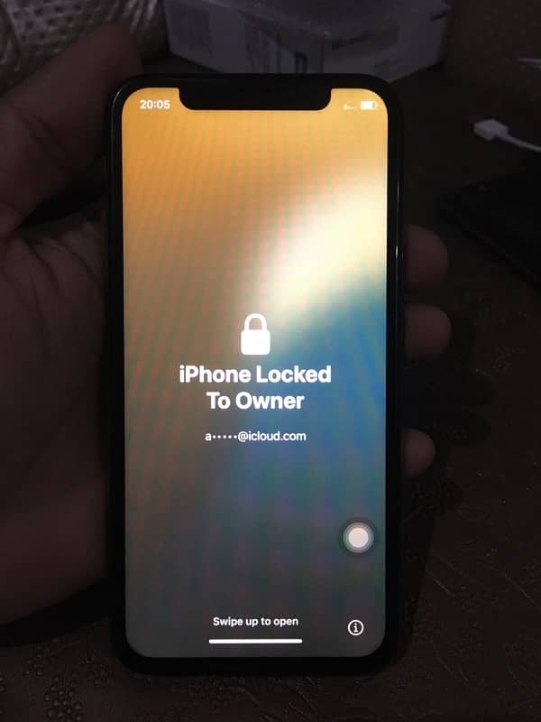 iPhone XS iCloud locked 512gb 6