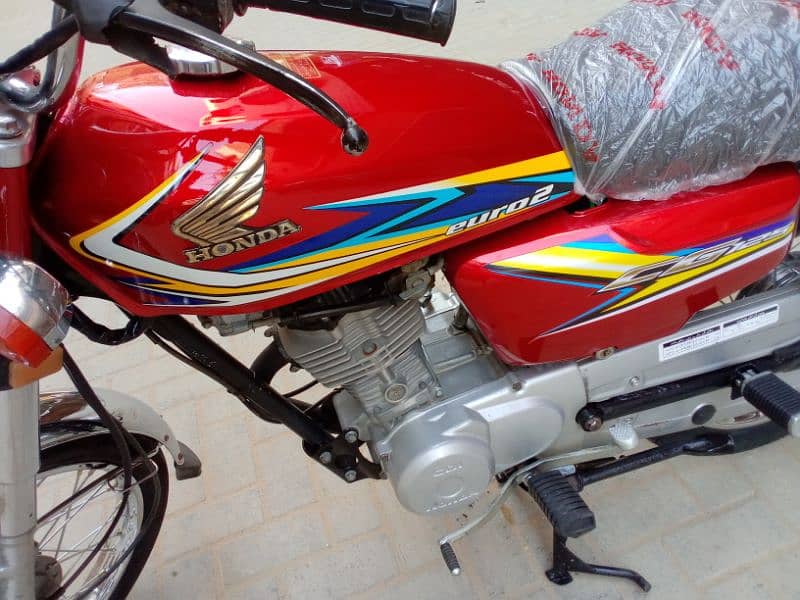 Honda 125 Hyderabad number 19 model 0