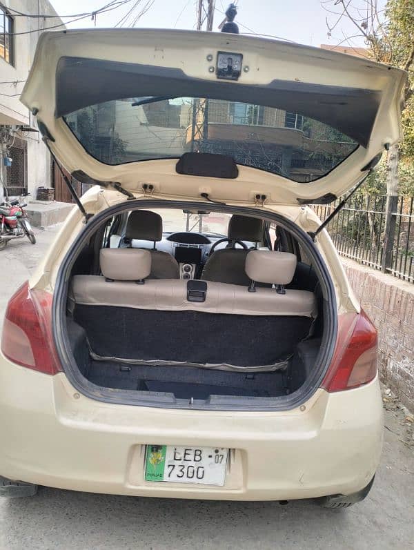 Toyota Vitz 2005 3