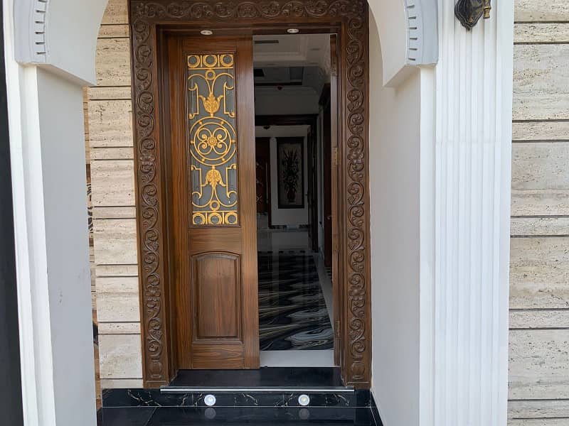 Exquisite 20 Marla House for Sale in DHA EME Lahore 4