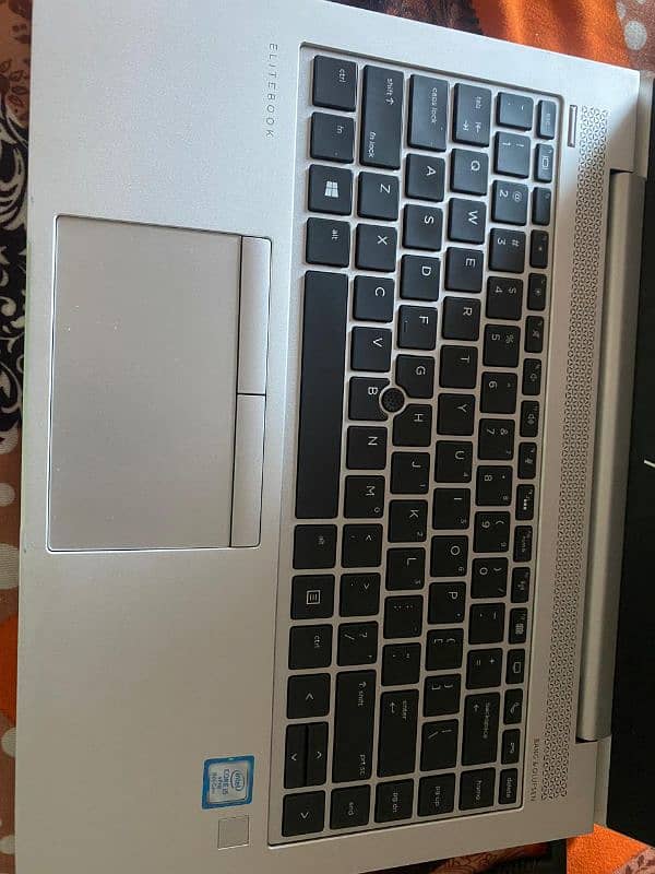 HP EliteBook 840 G5 2