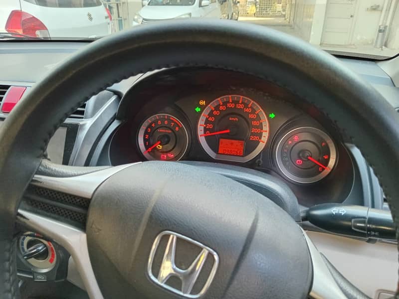 HONDA CITY I V TEC 6