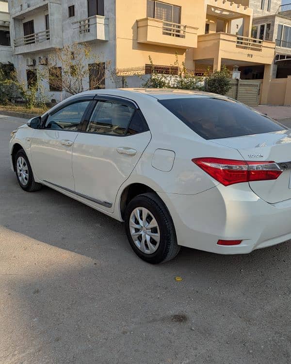 Toyota Corolla GLI 2015. Total Genuine. 5