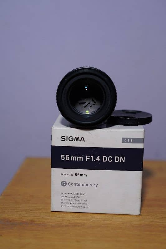 Sigma 56mm F 1.4 DC DN Sony E mount with box 2