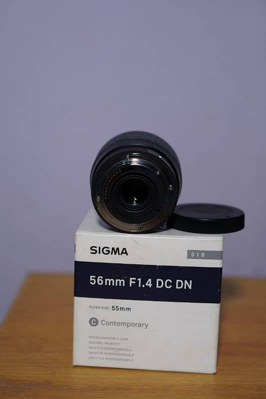 Sigma 56mm F 1.4 DC DN Sony E mount with box 3