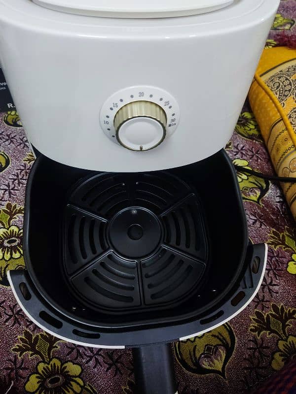 RAF Air Fryer 4