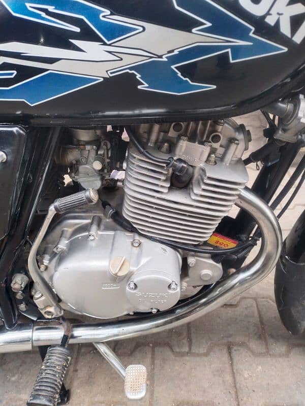 Suzuki gs 150 original 3