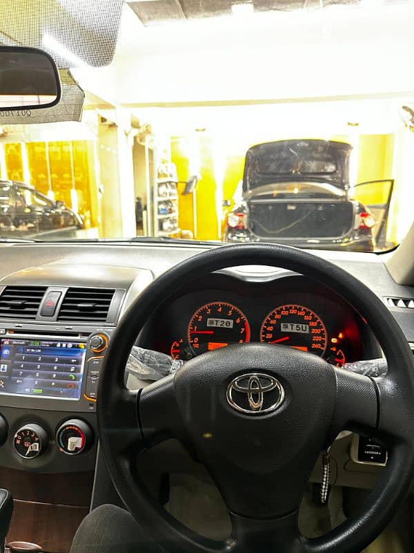 Toyota Corolla GLI 2013 9