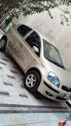 Toyota Vitz 2004