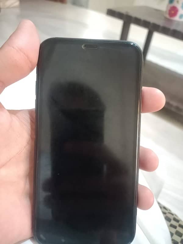 Iphone 11  Non pta Factory unlock 1