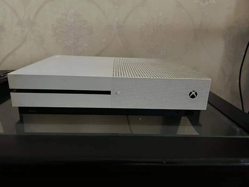 Xbox one s 1