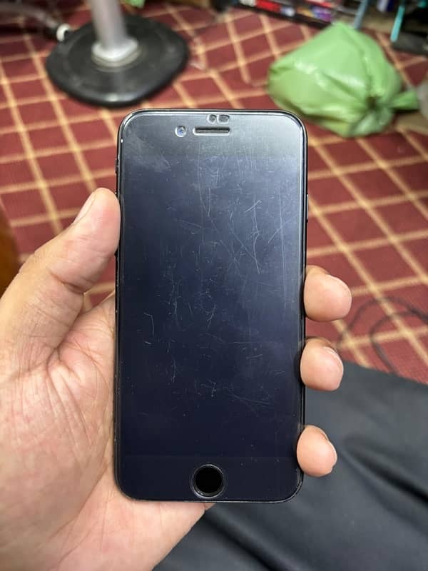 IPhone 7 (32gb) Pta Approved 1