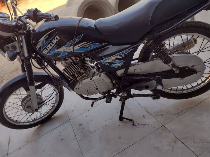 good condition Suzuki 150.45fuel average 0