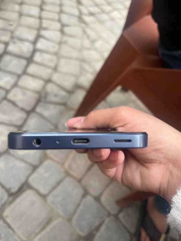 Samsung A25 5G Non PTa need money urgent 3